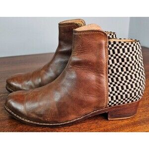 The Root Collective Brown Leather Check Booties Zip Closure Women's Size 9